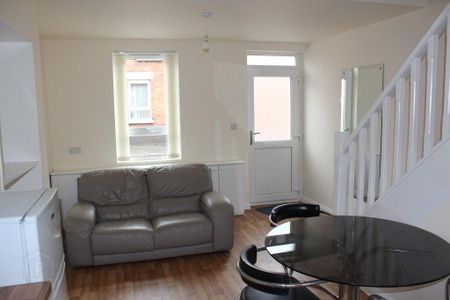 56 Fortuna Street, Belfast, BT12 5PL - Photo 2