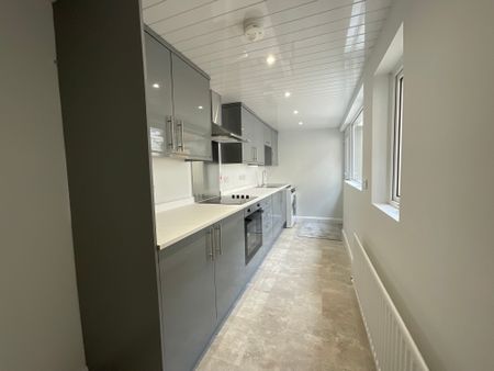 16 Rutherglen Street, Belfast, BT13 3LS - Photo 5