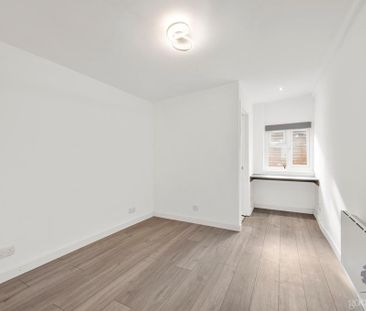 3 bedroom detached house to rent - Photo 4