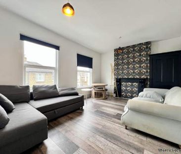 2 bedroom property to rent in London - Photo 1