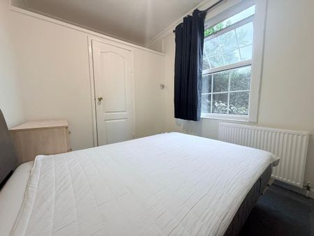 House share to rent - Photo 3