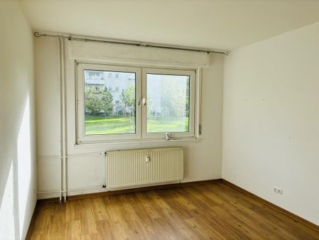 Attraktive 3-Zimmer- Wohnung in Darmstadt-Mitte ab 01.10.24 frei - Photo 2