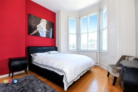 2 bedroom flat to rent - Photo 2