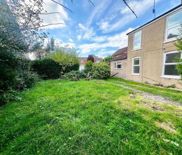 2 bedroom semi-detached house to rent - Photo 4
