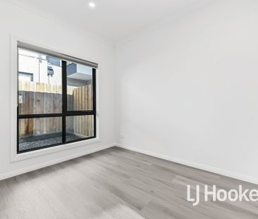 28 Scott Street, Cranbourne VIC - Photo 6