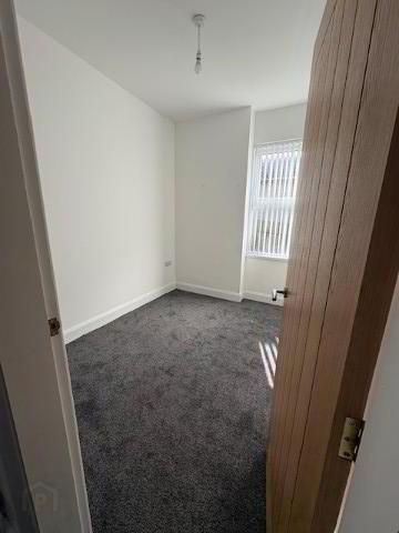 12 Portrush Road, Coleraine, BT52 1RD - Photo 2