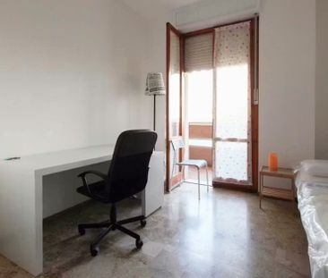 Via Sapri, Milan, Lombardy 20156 - Photo 3