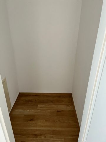 2-Raum-Wohnung, 48,6 m², Balkon, Lift, Bad mit Wanne, separates WC. - Photo 4