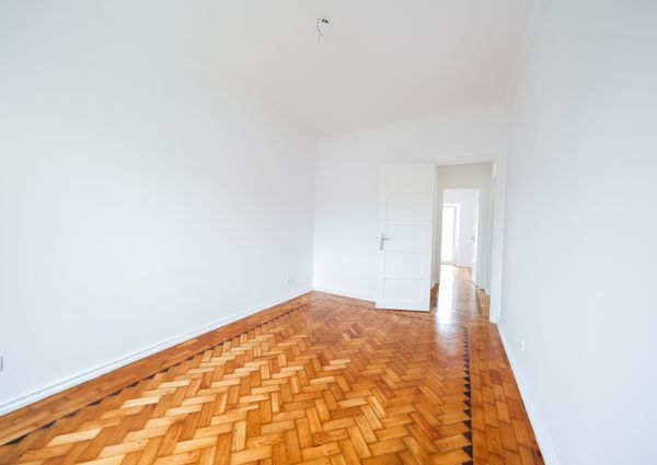 APARTAMENTO T3 NO LUMIAR / QUINTA DAS CONCHAS