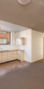 Walk to station! - Photo 4