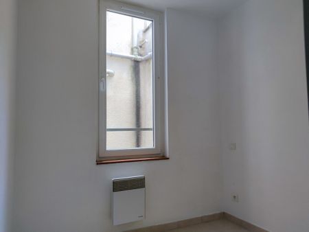 Location Appartement 3 pièces 43m² NARBONNE 11100 - Photo 2
