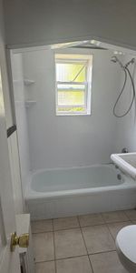 For Lease - 55A Long Branch Avenue Unit# 101, Toronto, Ontario - Photo 3