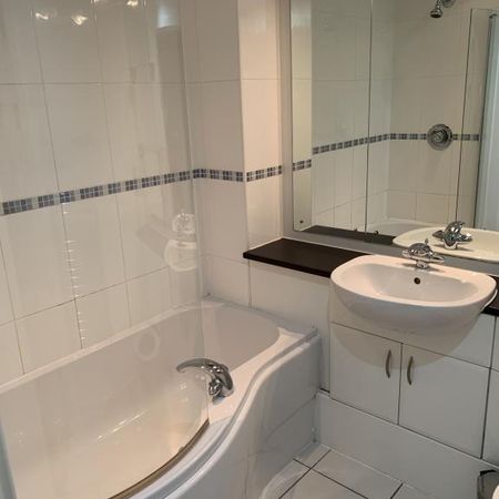 Studio to rent - Photo 4