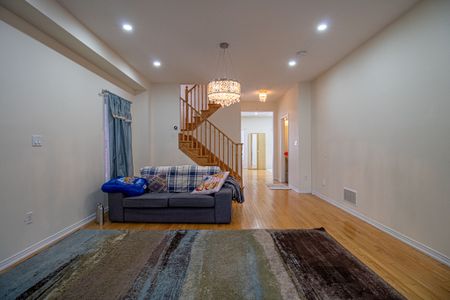 For Lease - 98 Gillett Drive, Ajax, Ontario - Photo 4