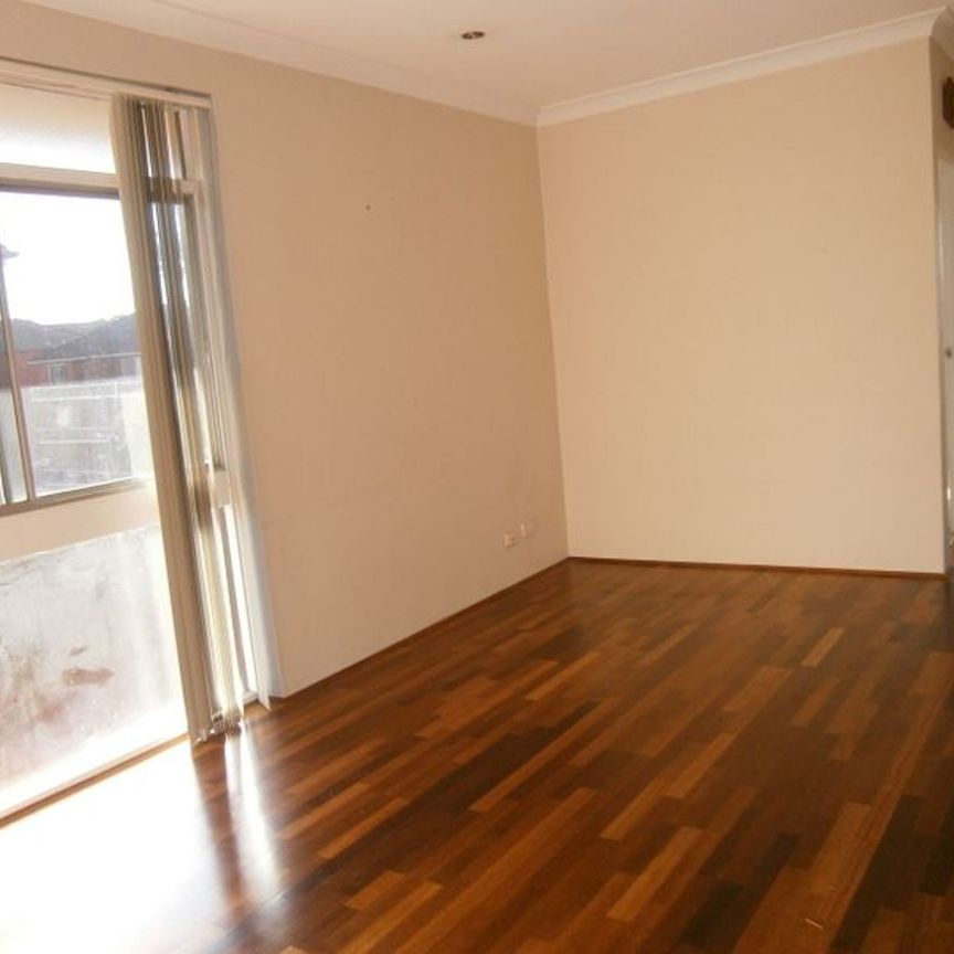 Top Floor Two Bedroom Unit - Photo 1