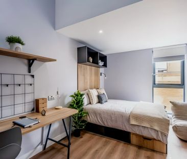 One Bed Mezzanine Apartment - Photo 2