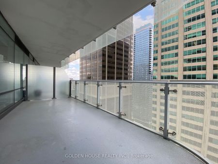 For Lease - 1 Bloor Street Unit# 2411, Toronto, Ontario - Photo 2