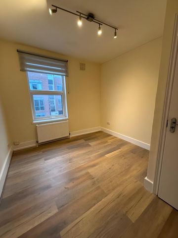 3 Bed Flat, Crouch End Hill, N8 - Photo 3