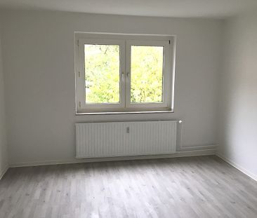 3 Zimmer in der 1 Etage mit Balkon zum Wohlfühlen - Photo 1