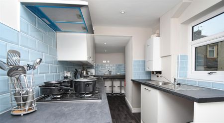 1 bed house share to rent in Ulster Street, Burnley, BB11 - Photo 5