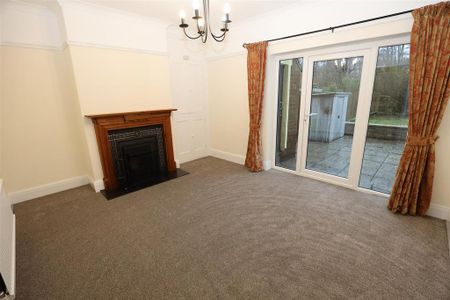 3 bedroom semi-detached house to rent - Photo 2