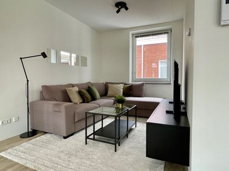 Appartement te huur: Cornelis Vermuydenstraat 9 1018 RN Amsterdam - Photo 2