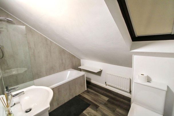 95 Warton Terrace, Heaton, Newcastle upon Tyne, Tyne and Wear, NE6 5LS - Photo 1