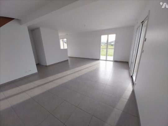 Pour visiter, appeler le 02.23.55.91.17 MONTREUIL SOUS PEROUSE, à 3 minutes de VITRE, cette ma... - Photo 1