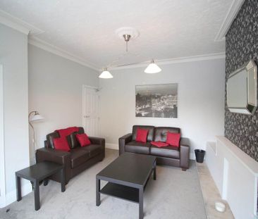 Rosemont Avenue (room 1), Bramley, Leeds - Photo 6