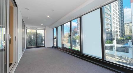 Newly renovated spacious ONE BEDROOM with Bonus Living - Photo 3