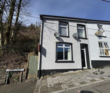 3 bedroom end of terrace house to rent - Photo 6