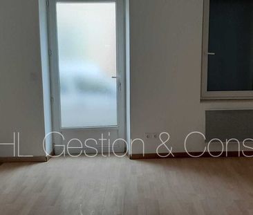 Location Maison 5 pièces 108m² LAURIS 84360 - Photo 5