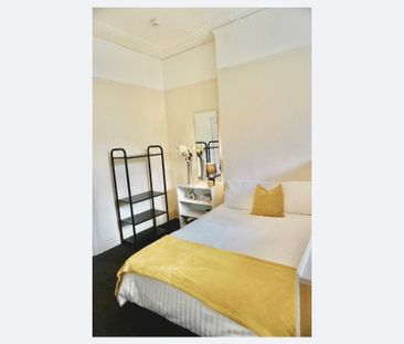 Bedsit, Waverley Road, BS6 - Photo 3