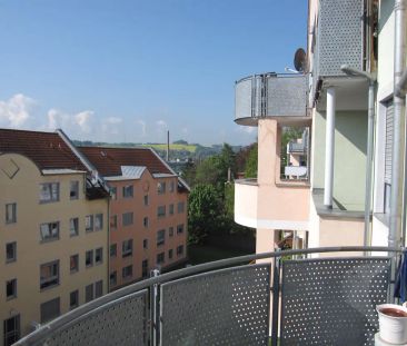 2 Zimmer Wohnung mit Südbalkon und Einbauküche - Photo 1