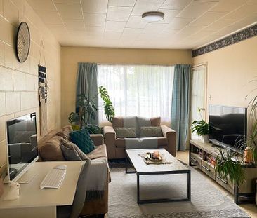 1BR Upstairs Unit in Claudelands - Photo 1