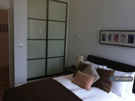 2 bedroom flat to rent - Photo 5