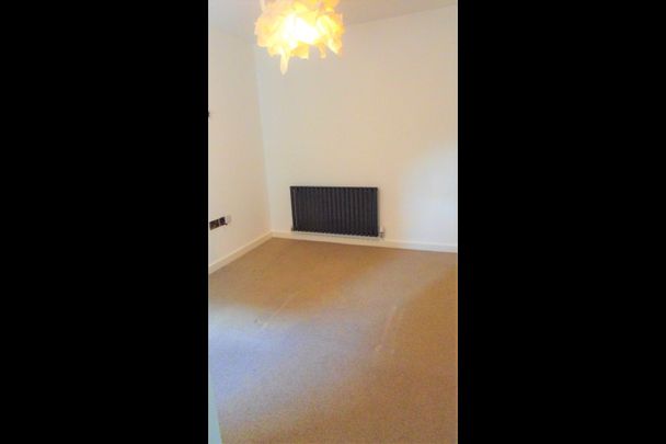 2 Bed Flat, The Gallery, NG2 - Photo 1