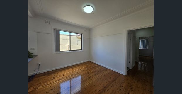 Spacious Family Home - Photo 1