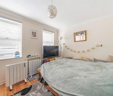 Spinney Hill, Addlestone - 1 bedroomProperty for lettings - Seymours - Photo 2