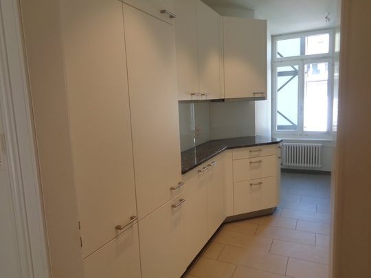 "Schöne und stilvolle 5-Zimmer-Wohnung im Seefeld" - Foto 1