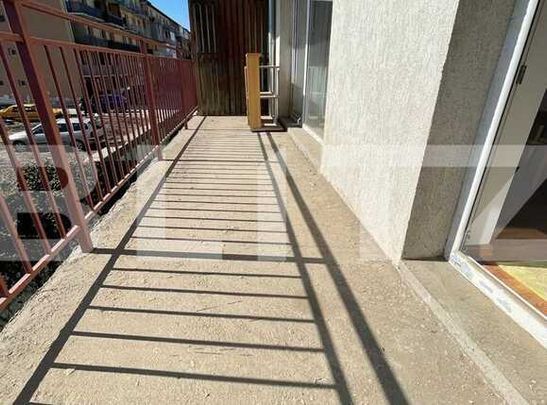Apartament 2 camere, 54 mp, parcare, zona Eroilor - Photo 1