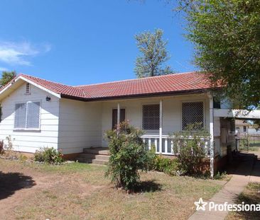 28 Cossa Street, West Tamworth NSW 2340 - Photo 1