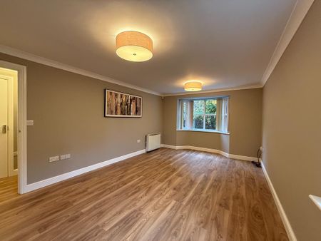 2 bedroom flat to rent - Photo 2