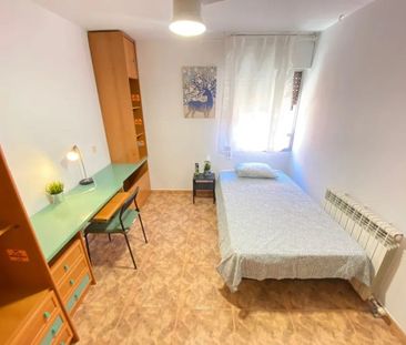 Calle de Graena, Madrid, Community of Madrid 28041 - Photo 4
