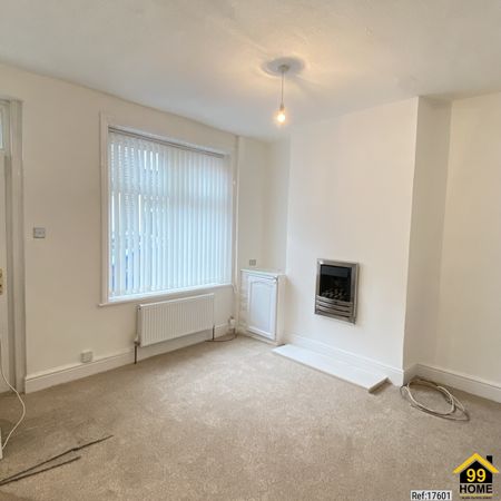 2 bed Terraced in Parker Street Briercliffe, Burnley, BB10 2HH - Photo 5