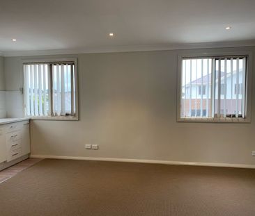 Modern Studio - Photo 4