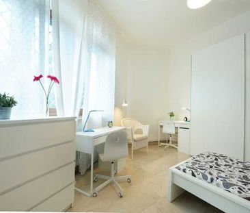 Via Asmara, Rome, Lazio 00199 - Foto 6