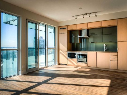 For Lease - 300 Front Street Unit# 3014, Toronto, Ontario - Photo 1