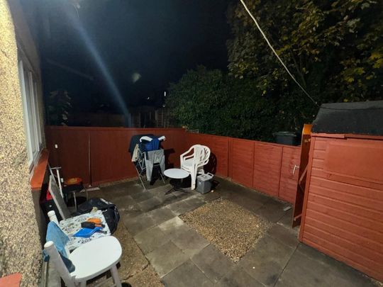 2 Bed Terraced House, Morena Street, SE6 - Photo 1