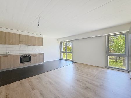 4½ PIÈCES- En duplex dans un quartier familial! - Photo 3